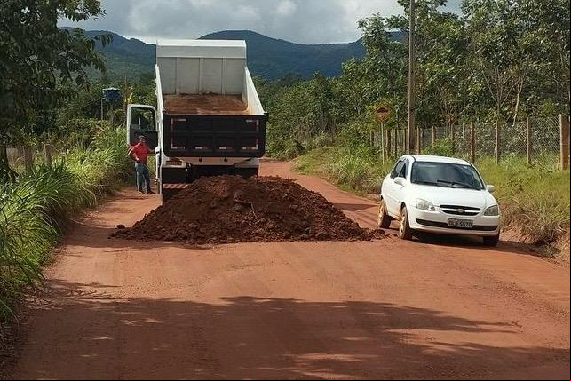 Recuperação de estradas vicinais irá contemplar rota do transporte de alunos da zona rural